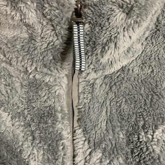 Simply Southern Women’s Classic Cozy Sherpa Quarter Zip Medium Gray - Picture 3 of 7